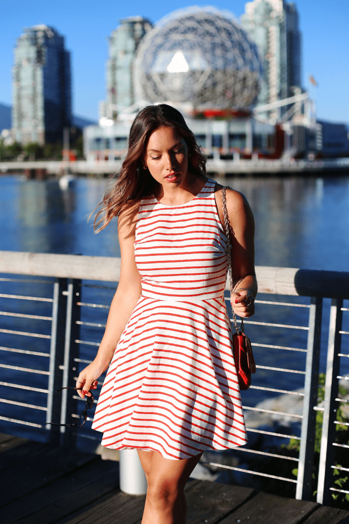 Seaside Stripes - To Vogue or Bust